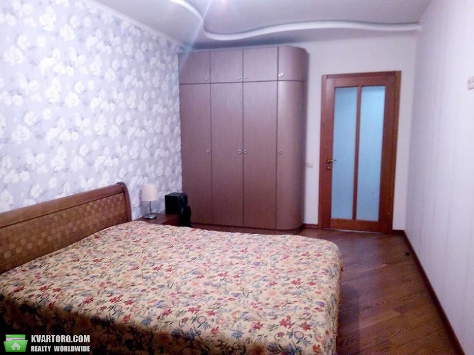 Rent out 2-room apartment. Киев, Сикорского ул. — photo 7