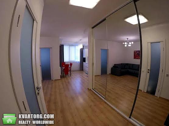 Rent out 2-room apartment. Киев,  Феодосийская — photo 5