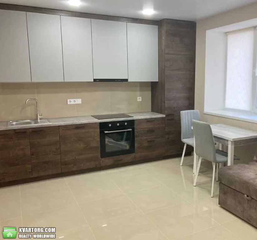 Rent out 2-room apartment. Киев,  Герцена — photo 3