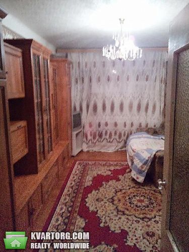 Sell 2-room apartment. Киев,  Салютная — photo 1