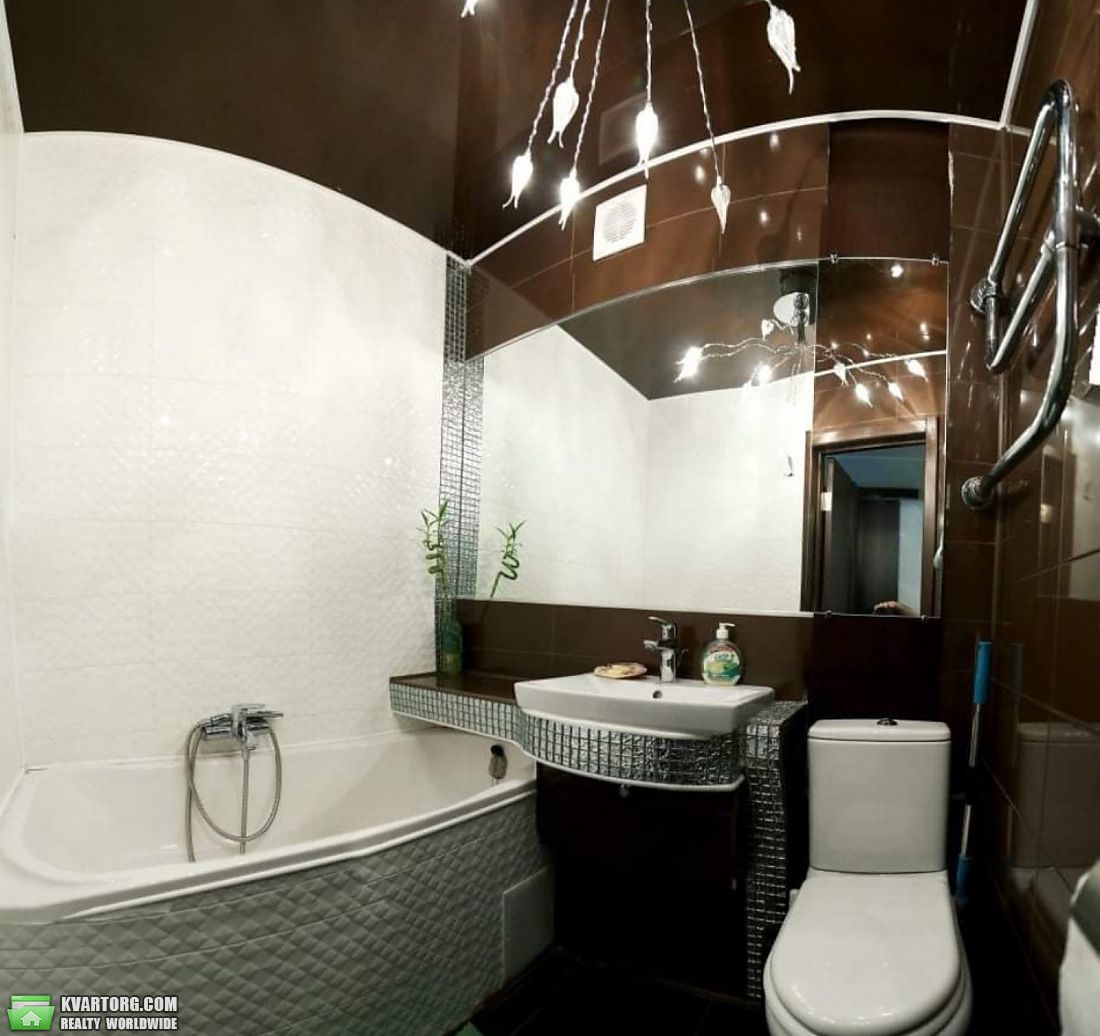 Rent out 1-room apartment. Киев,  Еленовская — photo 2