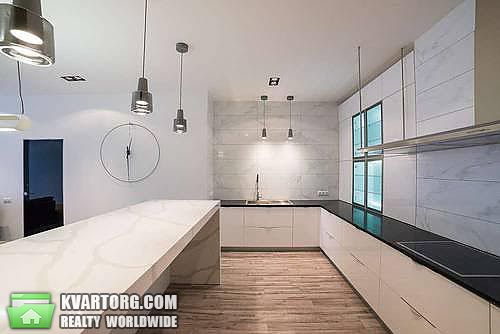 Rent out 4-room apartment. Киев,  Драгомирова — photo 2