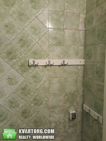 Rent out 1-room apartment. Киев,  Салютная — photo 6