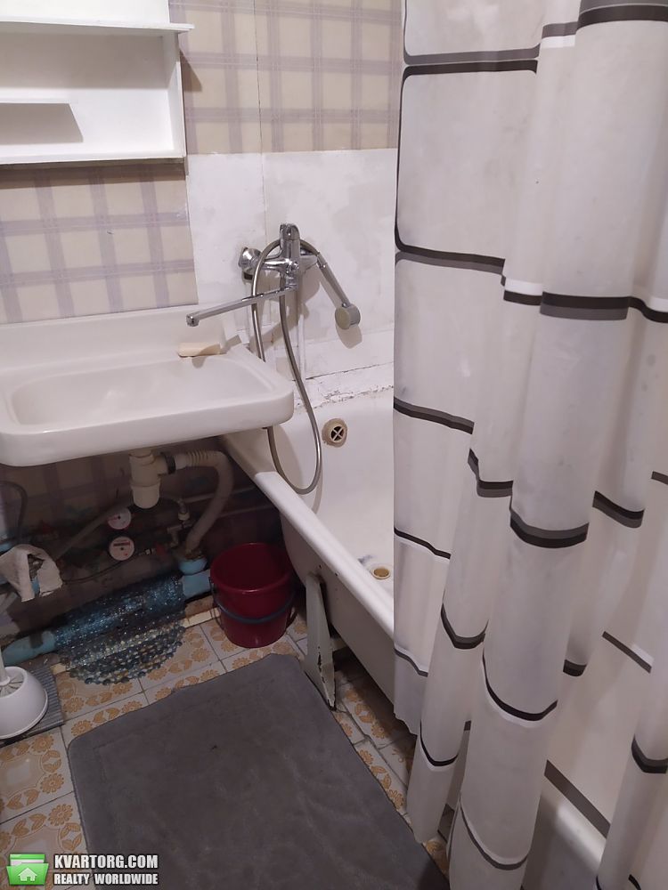 Rent out 1-room apartment. Киев,  Радужная — photo 7