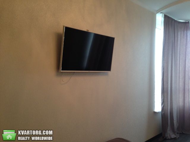 Rent out 2-room apartment. Киев,  Туманяна — photo 9
