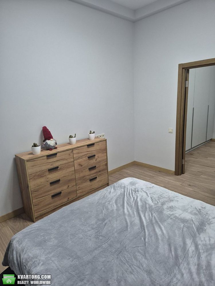 Rent out 2-room apartment. Львов, Кортумівка — photo 4