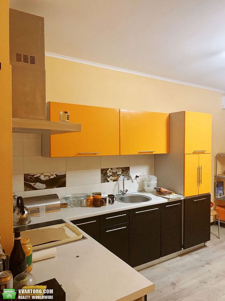 Rent out 2-room apartment. Киев,  Ахматовой — photo 2