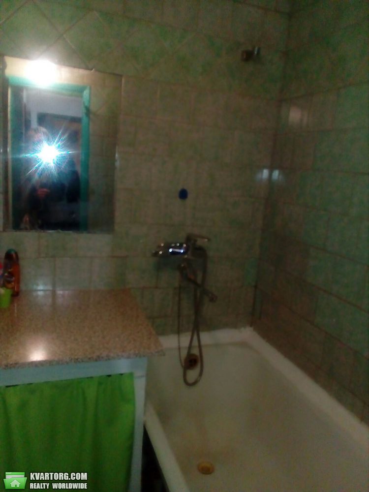Rent out 2-room apartment. Киев, тычыны — photo 6