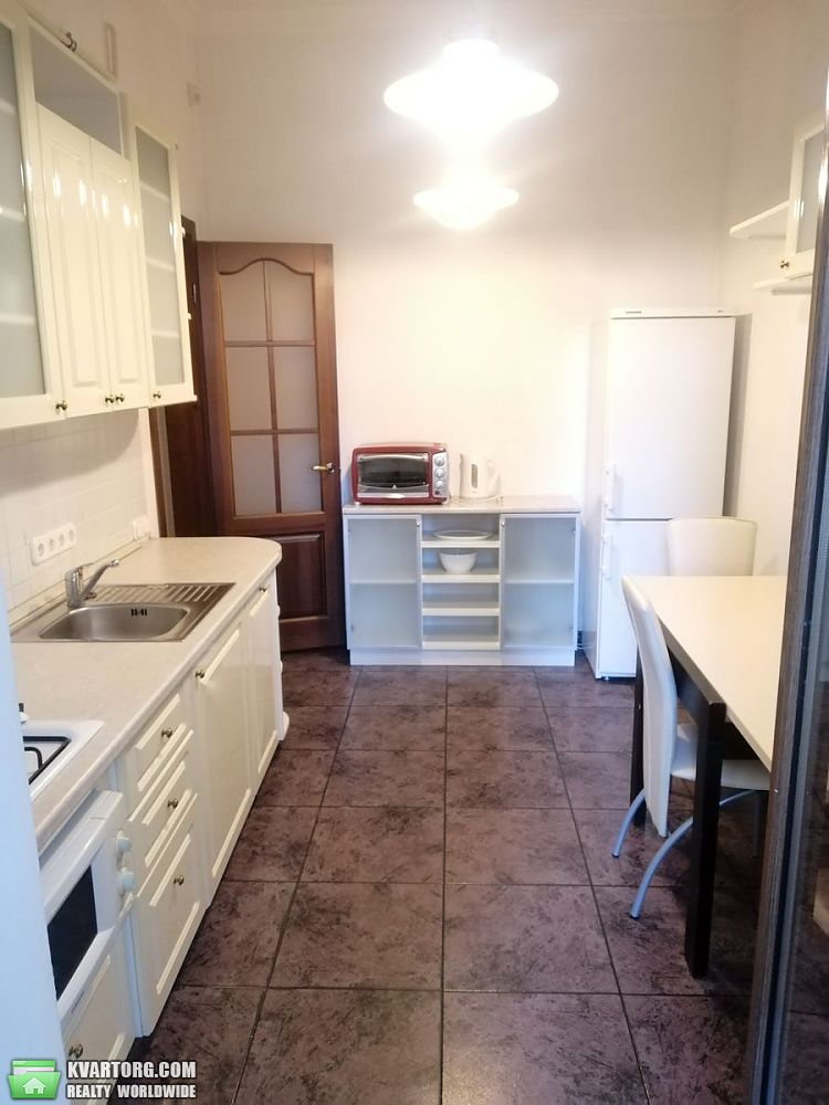Rent out 3-room apartment. Киев, Георгиевский переулок — photo 6
