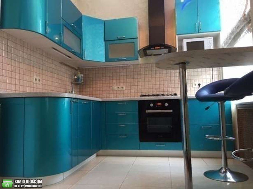 Rent out 2-room apartment. Киев,  Ярославов Вал — photo 1