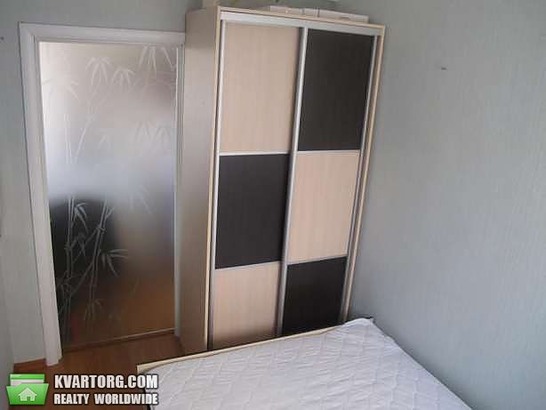 Sell 3-room apartment. Киев,  Метростроевская — photo 2