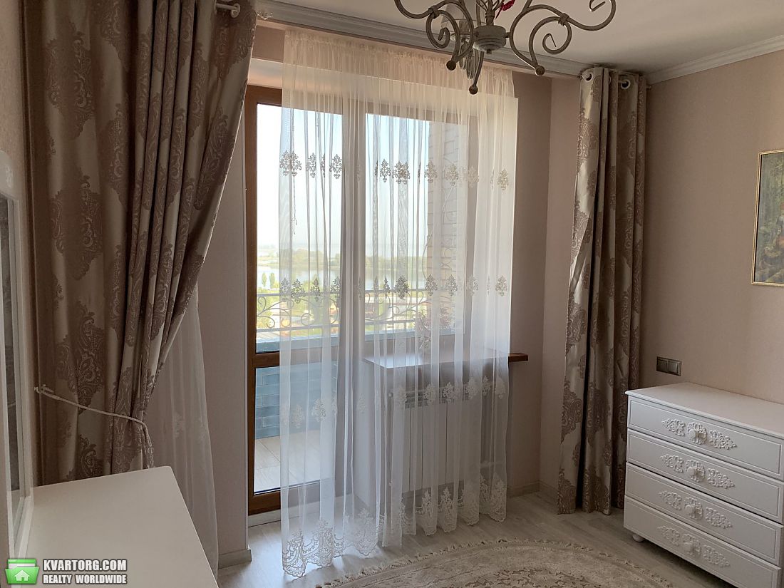 Sell 3-room apartment. Украинка,  Сосновая — photo 2
