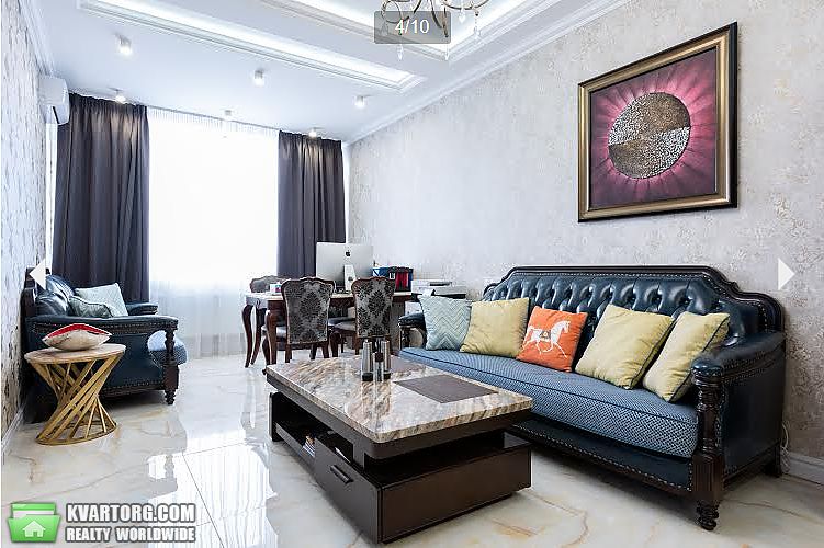 Rent out 2-room apartment. Киев, Евгения Коновальца — photo 4