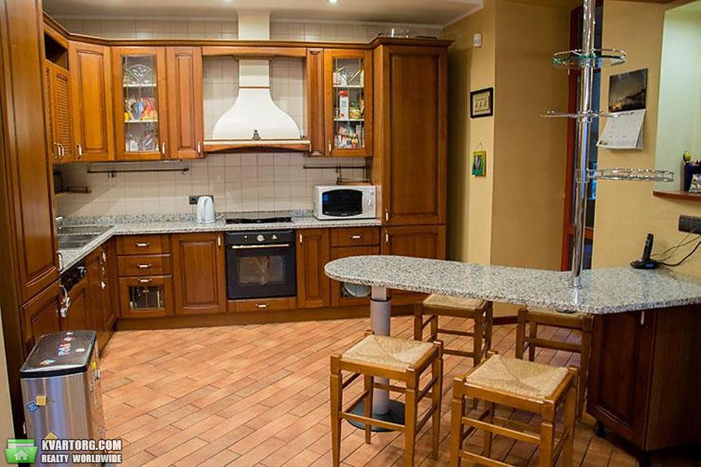 Rent out 4-room apartment. Киев,  Антоновича — photo 3