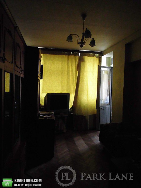 Sell 3-room apartment. Киев,  Богдана Хмельницкого — photo 3