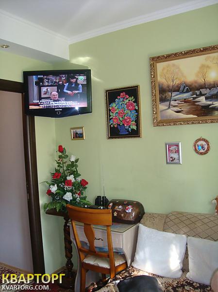 Sell 1-room apartment. Киев,  Жмеринская — photo 2
