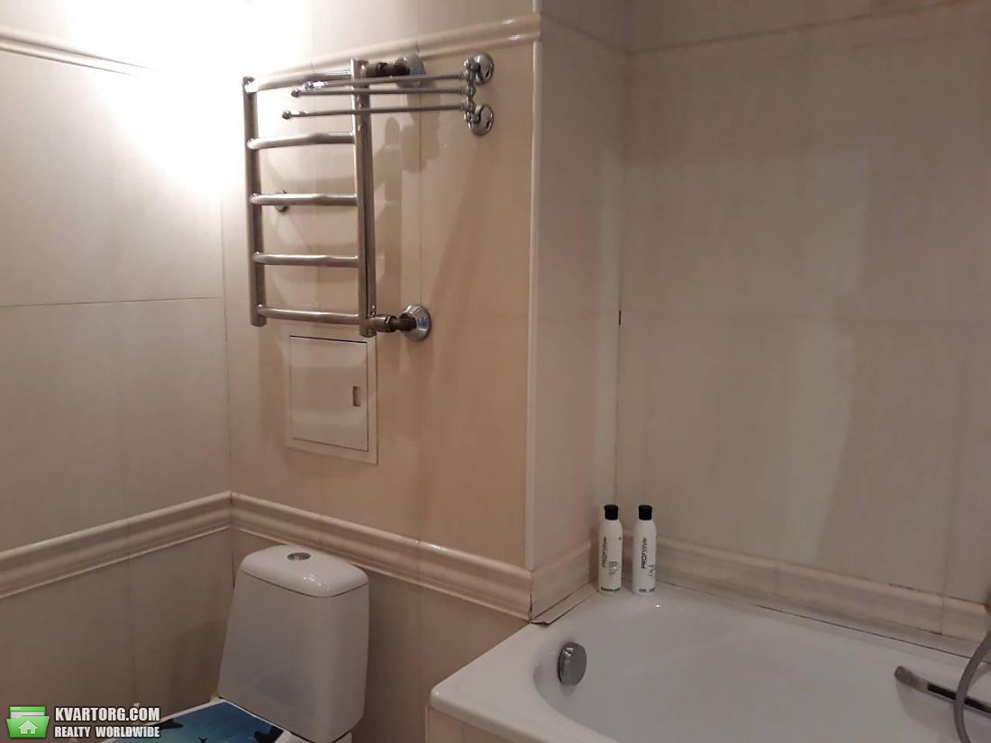 Rent out 2-room apartment. Киев,  Большая Васильковская — photo 9