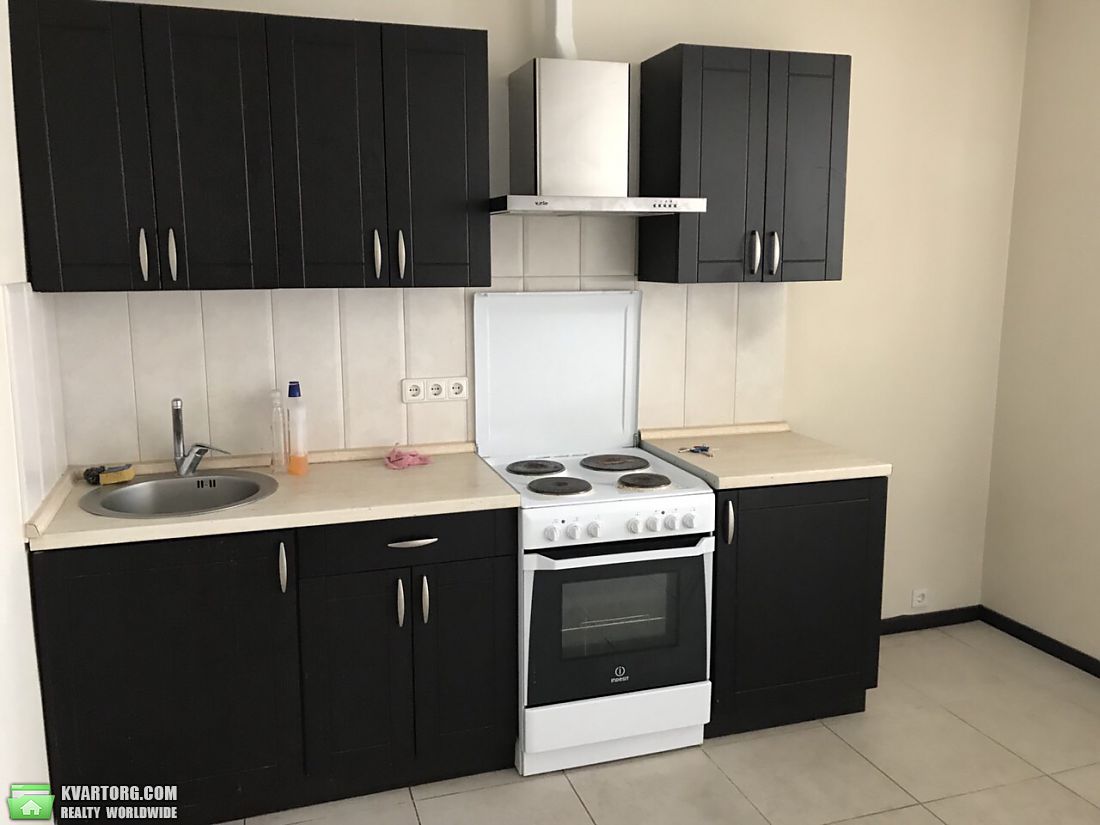 Rent out 2-room apartment. Киев,  Гетьмана — photo 1