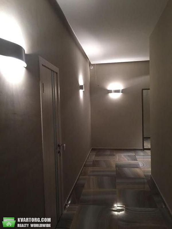Rent out 3-room apartment. Киев,  Клименко — photo 10