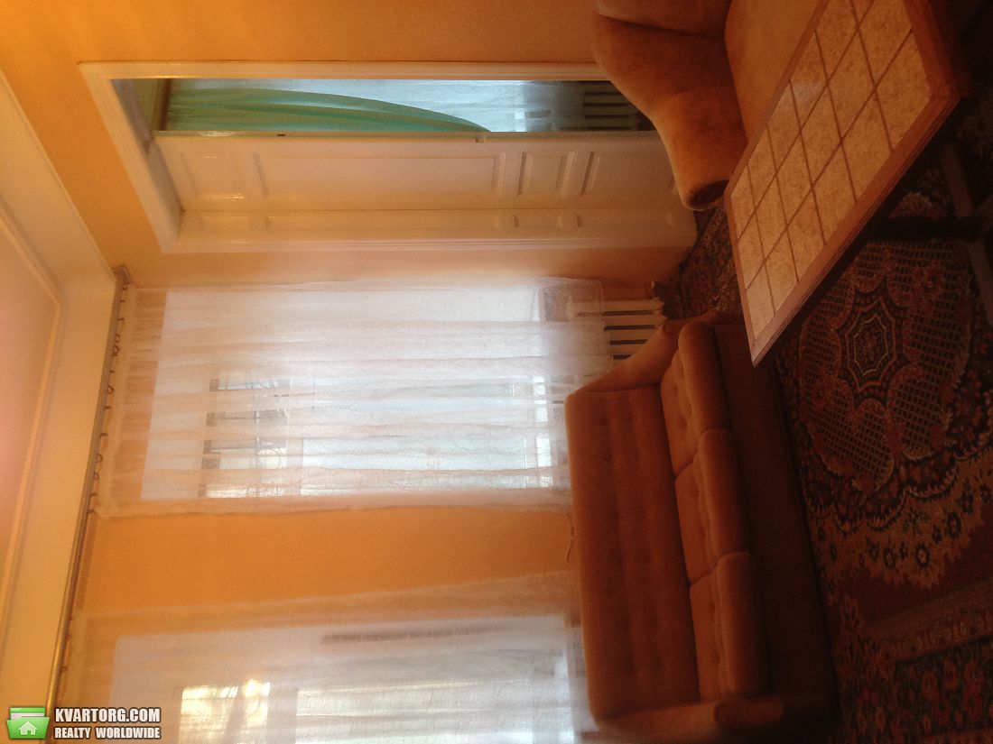 Rent out 3-room apartment. Одесса, Конная — photo 1