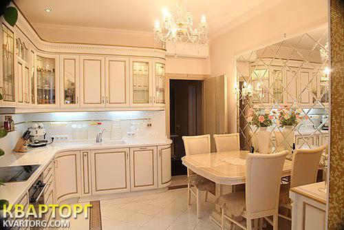 Rent out 2-room apartment. Киев,  Оболонская наб — photo 1