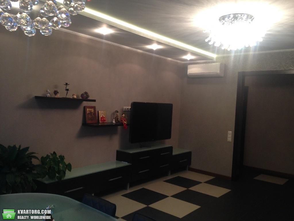 Rent out 4-room apartment. Киев,  Днепровская наб — photo 3