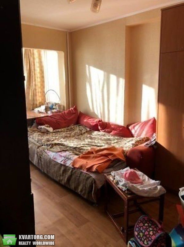Sell 2-room apartment. Киев,  Дубровицкая — photo 3