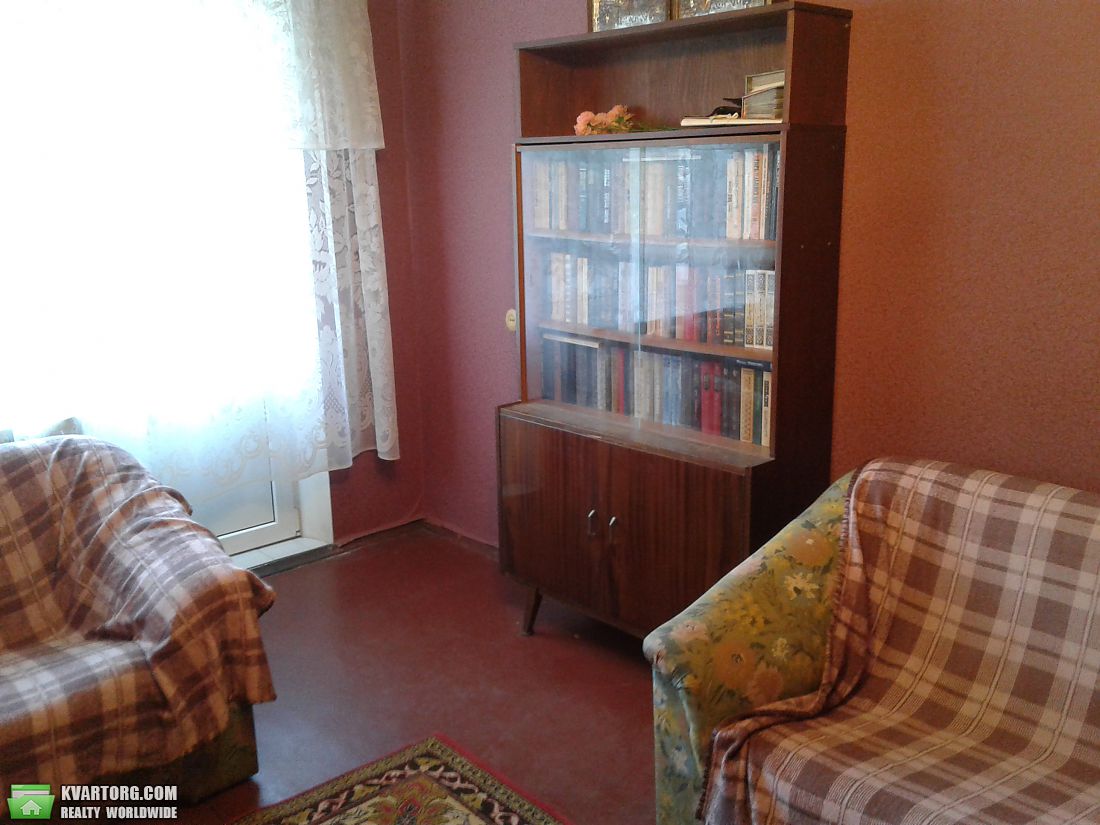 Rent out 3-room apartment. Киев,  Волкова — photo 3