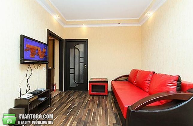 Rent out 2-room apartment. Киев, Лаврская — photo 3