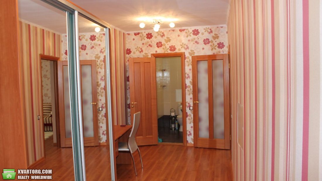 Rent out 1-room apartment. Киев,  Урловская — photo 4