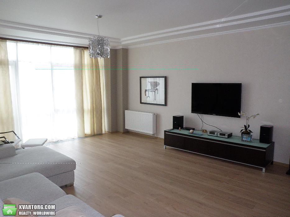 Rent out 3-room apartment. Киев,  Зверинецкая — photo 1