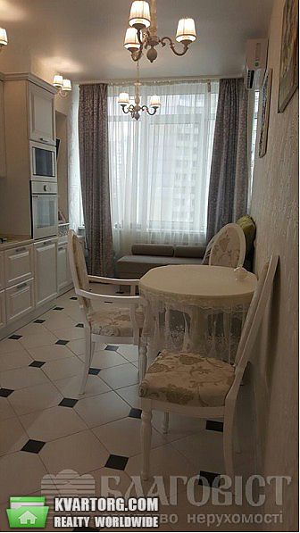 Sell 1-room apartment. Киев,  Уборевича — photo 6