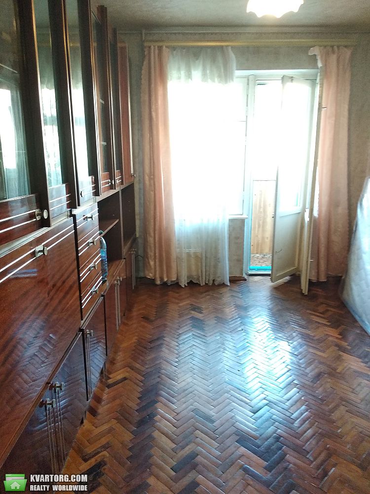 Rent out 1-room apartment. Киев,  Харьковское шоссе — photo 2