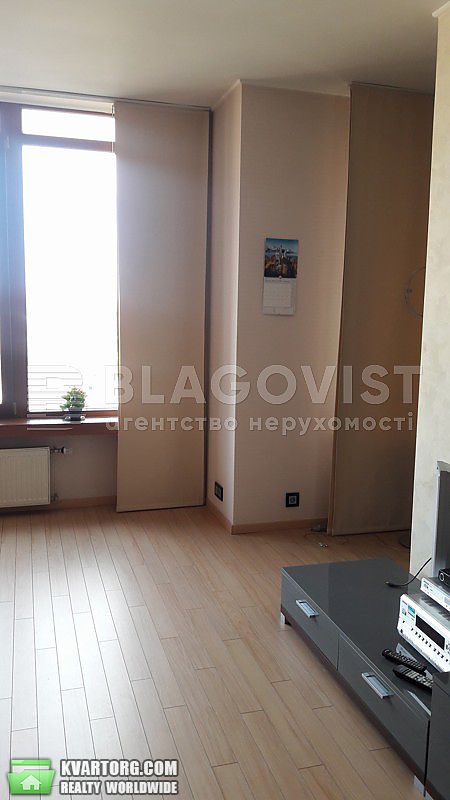 Sell 2-room apartment. Киев,  Жилянская — photo 2