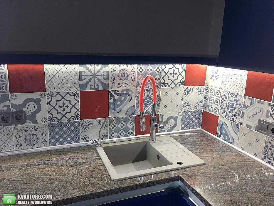 Rent out 2-room apartment. Киев,  Нагорная — photo 3