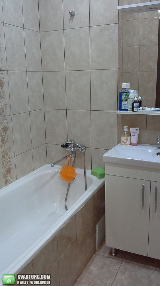 Rent out 1-room apartment. Киев,  Чавдар — photo 4