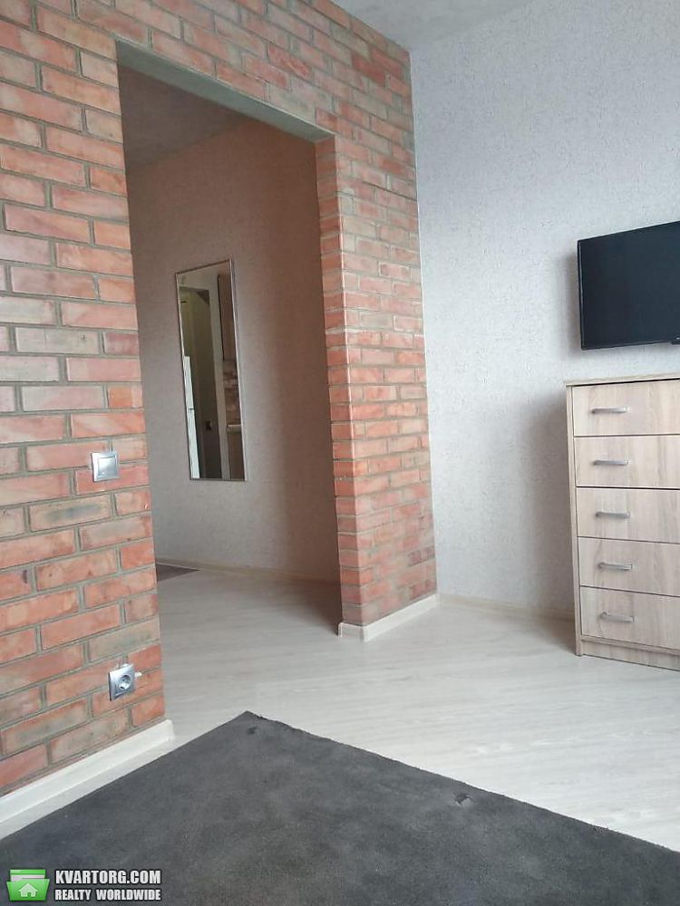 Rent out 1-room apartment. Киев,  Ломоносова — photo 6