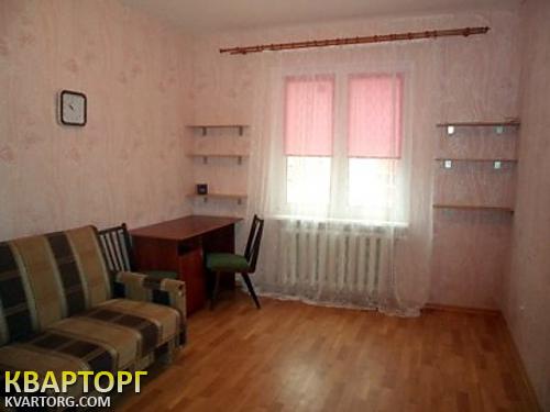 Rent out 2-room apartment. Киев, Урловская — photo 1