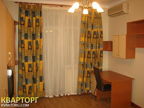 Rent out 3-room apartment. Киев, Питерская — photo 4