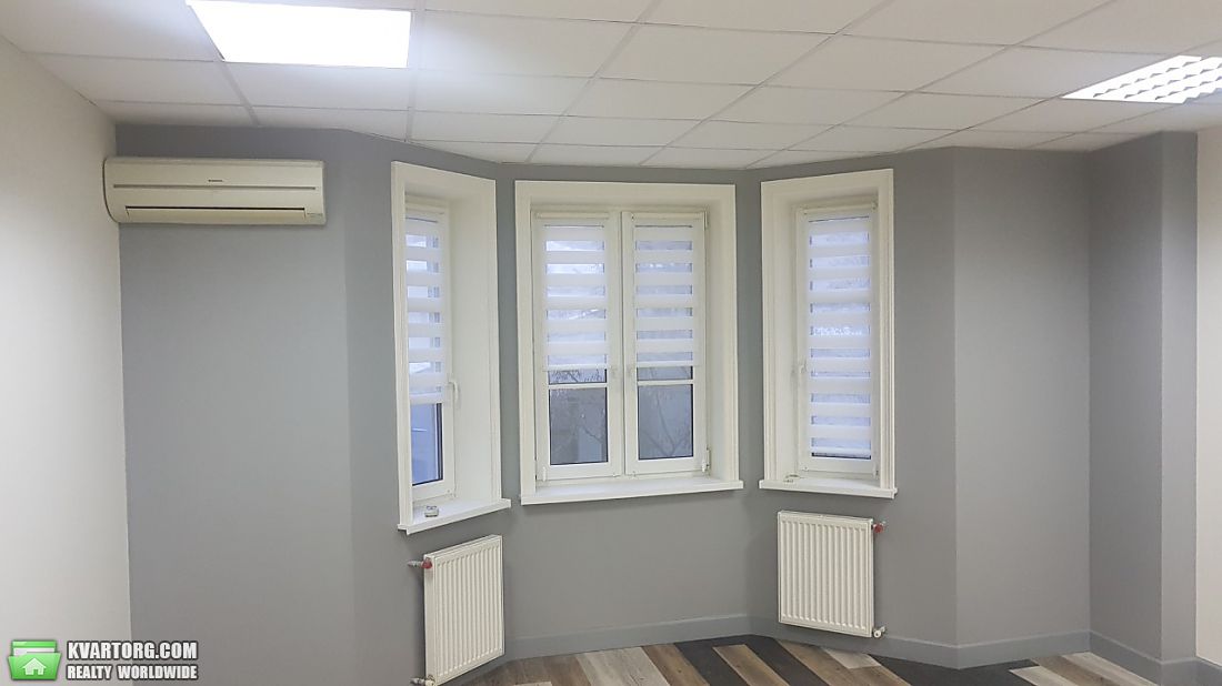 Rent out office. Киев,  Почайнинская — photo 1