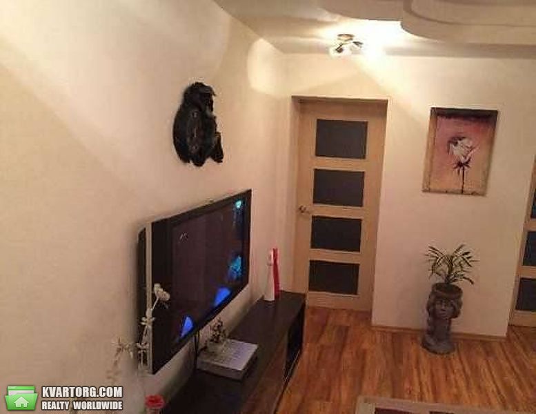 Sell 3-room apartment. Киев,  Львовская — photo 9