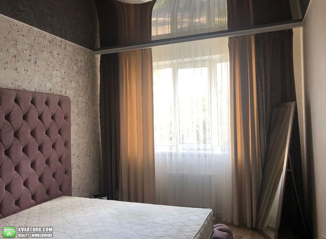 Rent out 2-room apartment. Киев,  Демиевская — photo 6