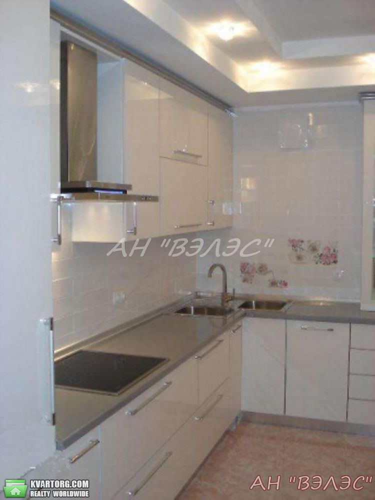 Sell 3-room apartment. Киев, Ломоносова — photo 3