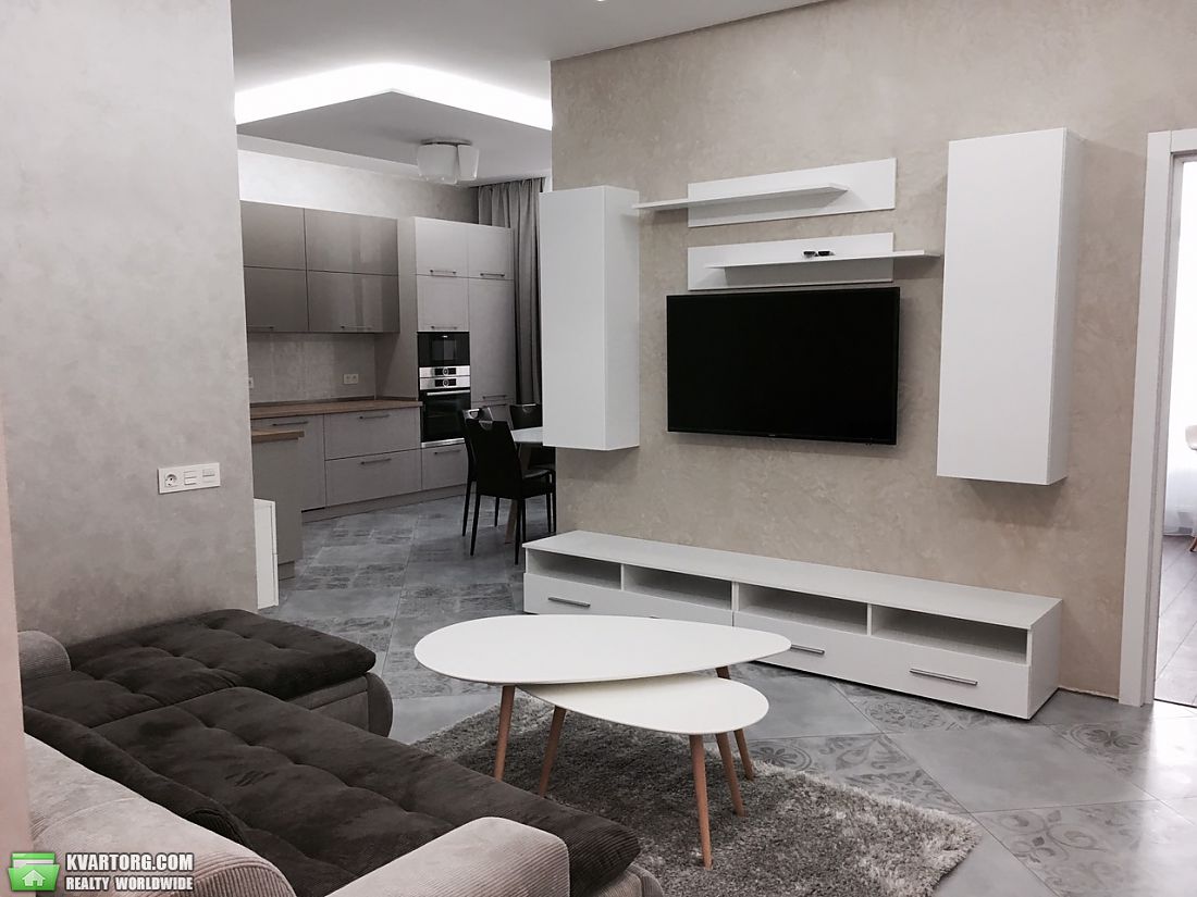 Rent out 2-room apartment. Киев,  Драгомирова — photo 1