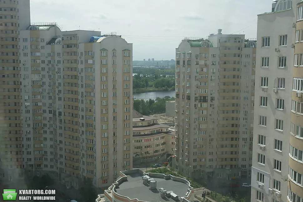 Rent out 3-room apartment. Киев,  Днепровская наб — photo 1