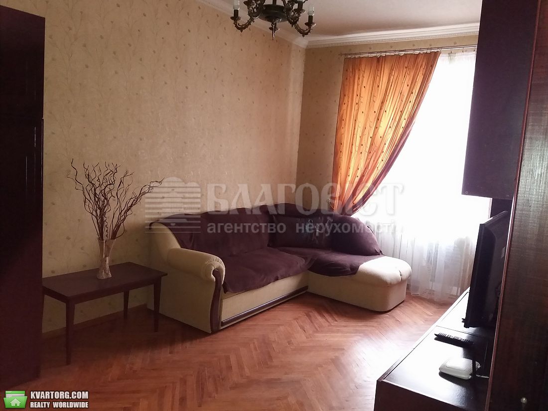 Rent out 2-room apartment. Киев,  Немировича-Данченко — photo 3
