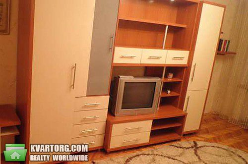 Rent out 2-room apartment. Киев, Баумана — photo 2