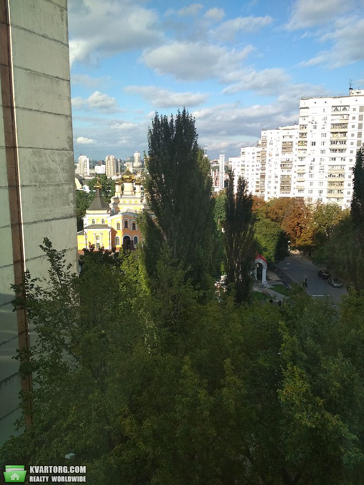 Rent out 1-room apartment. Киев,  Стадионная — photo 10
