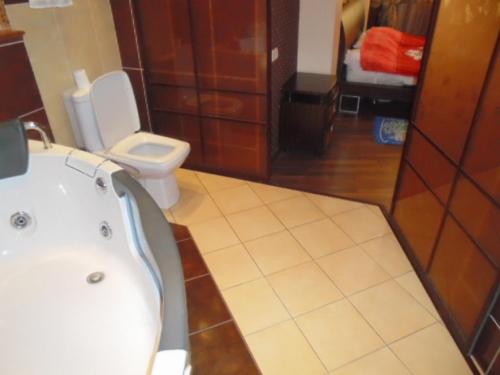 Rent out 3-room apartment. Одесса, Среднефонтанская — photo 6
