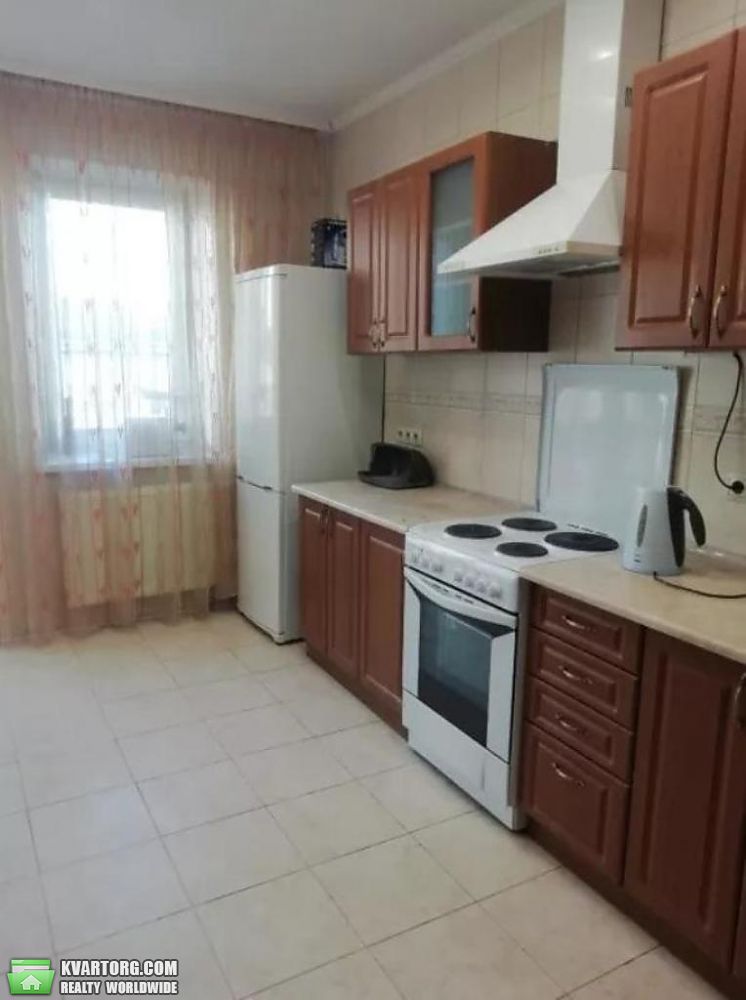 Rent out 3-room apartment. Киев, кирилловская — photo 5